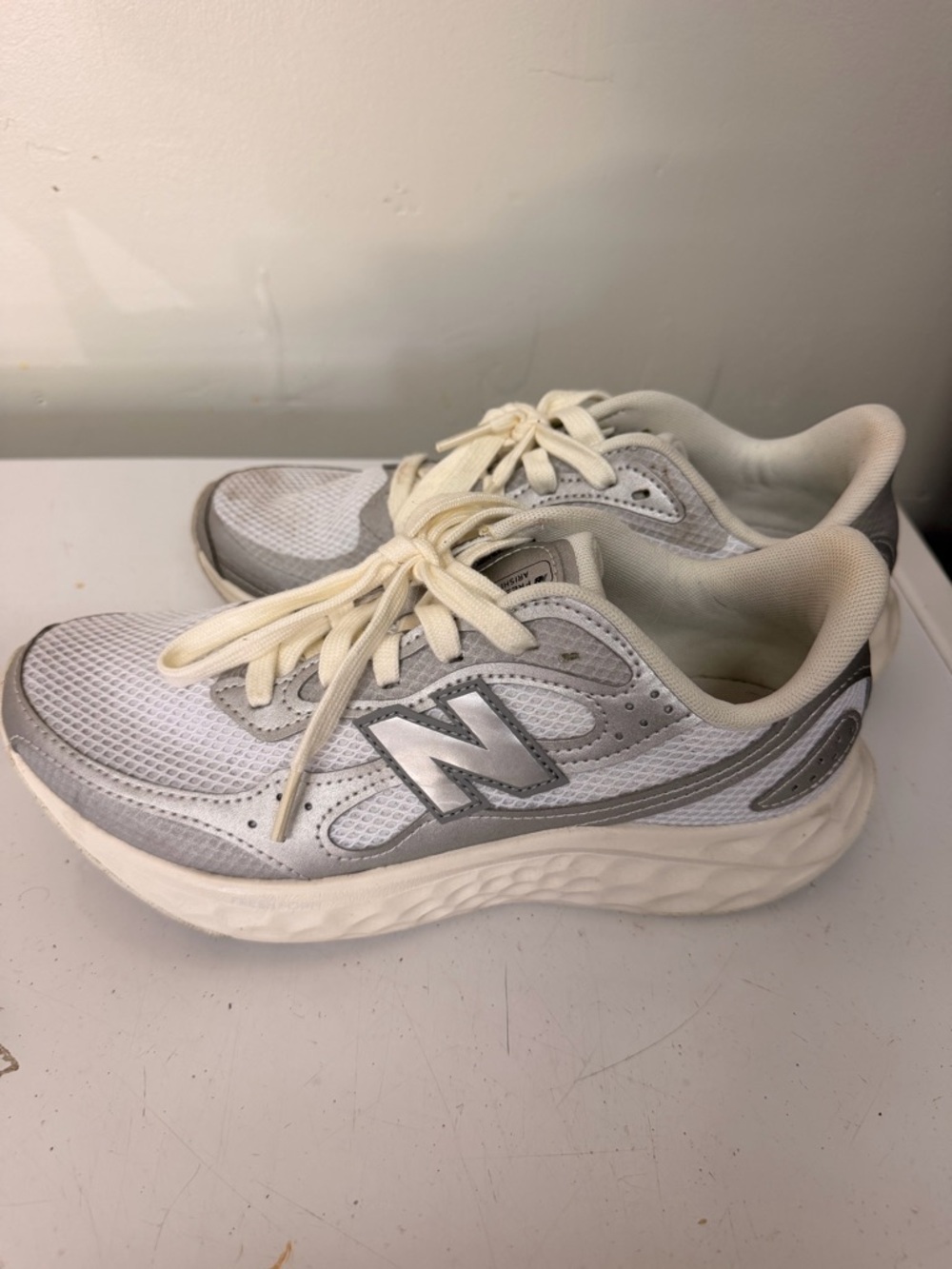 New Balance Women's White & Gray Mesh Running Sneakers